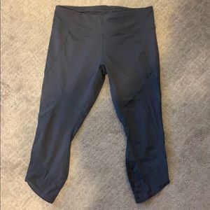 Grey Capri Yoga Pant